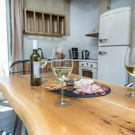 Elizabeth's Dream Place ι * Naxos City