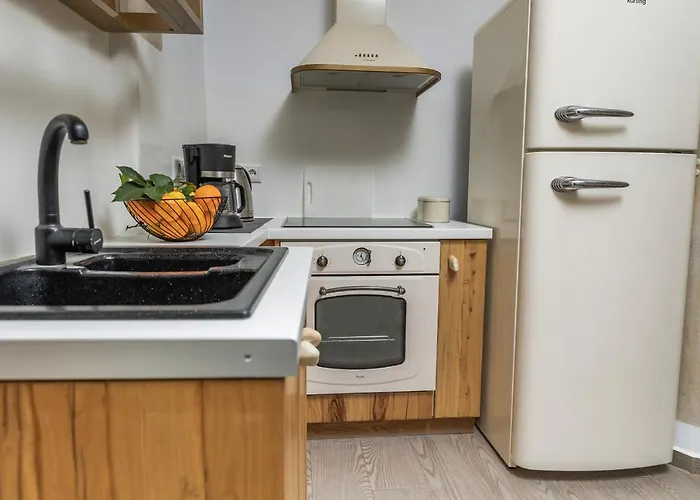 Elizabeth's Dream Place ι