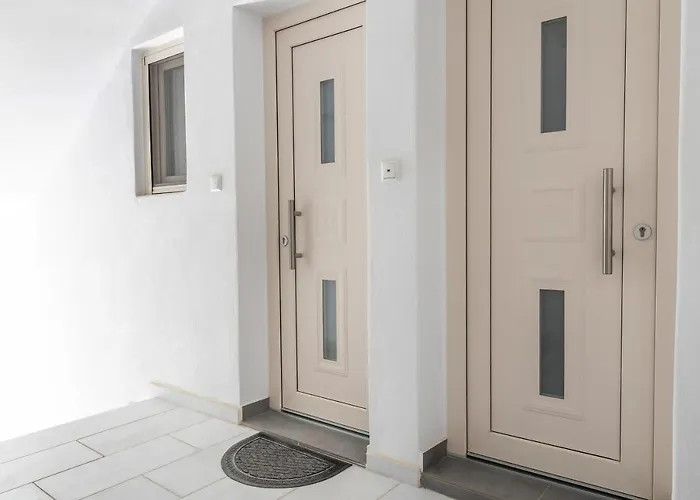 Elizabeth's Dream Place ι